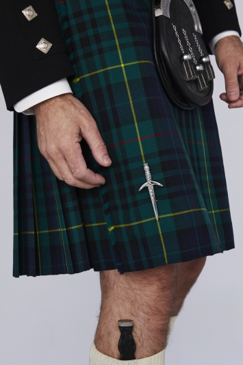8 Yard Hunting Stewart kilt